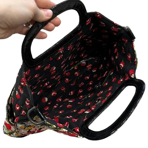 Vera Bradley Black Poppy Fields Cottagecore Quilted Bag - Picture 3 of 4